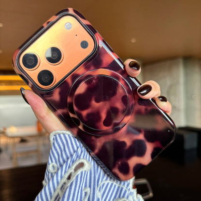 Aivona Fpr Iphone 17 16 15 14 13 Magnetic Phone Case Brown Leopard Protective Cover 16 plus Phone Case [Applicable to Magsafe] Cheetah Case for Women